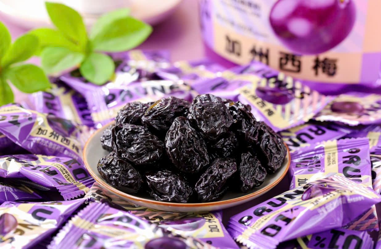 Mận Sấy Dẻo Prunes OKQ California